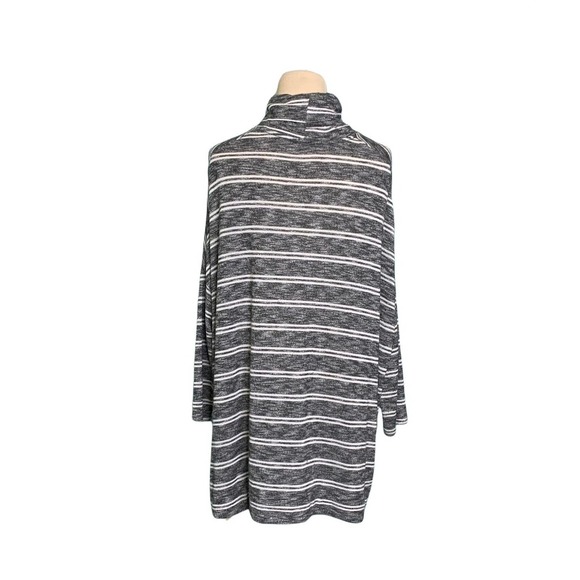 Anthropologie Postmark stripes turtle neck long sleeves Tunic size Medium - Picture 2 of 9